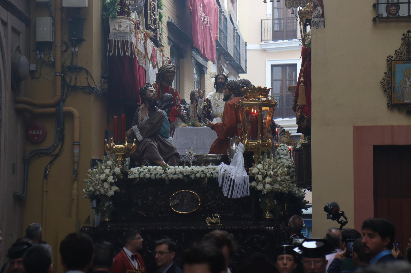 Traslado del misterio de la Cena al Palacio Arzobispal