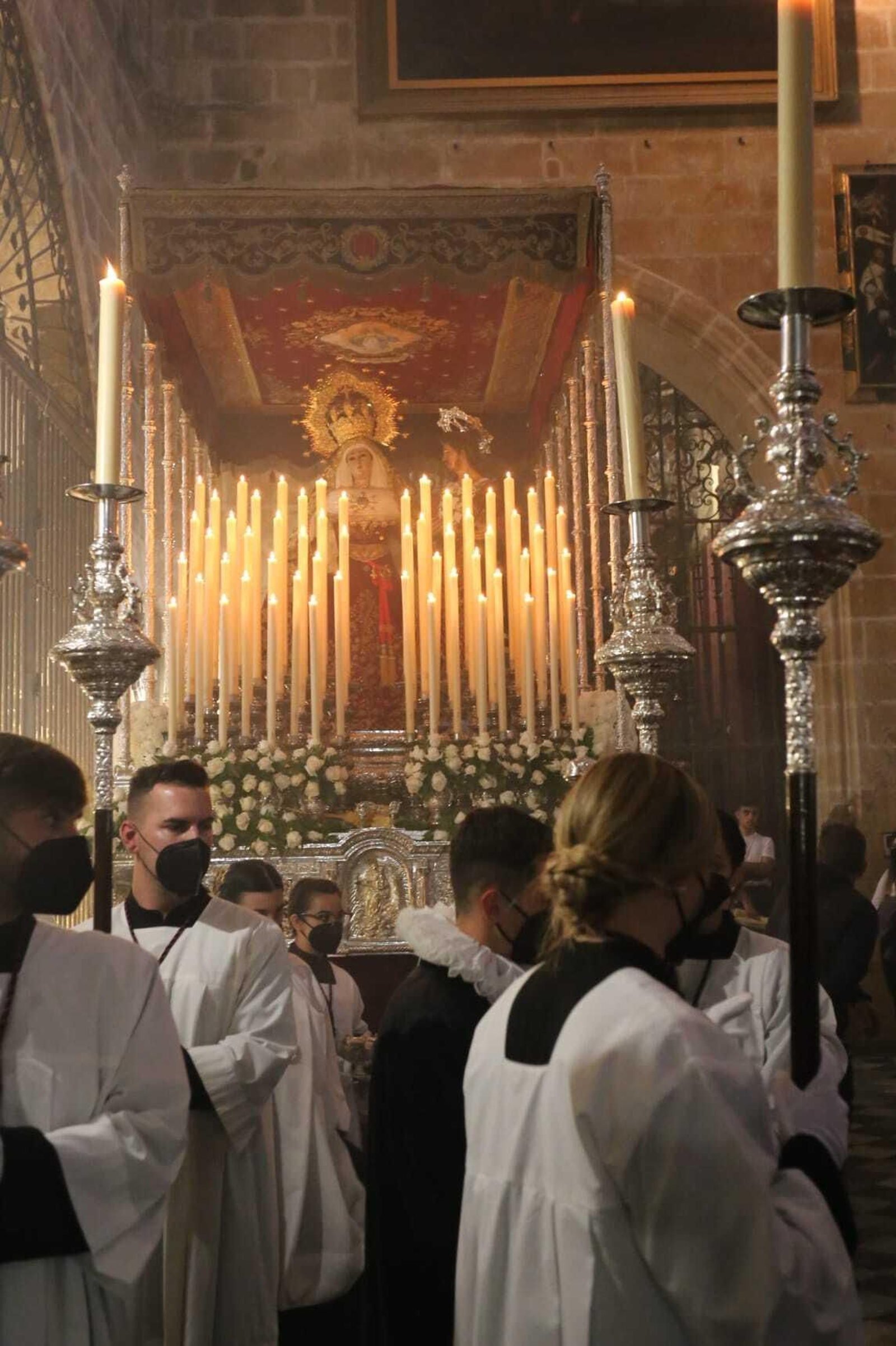 Jueves Santo  en El Puerto: Las imágenes del Nazareno