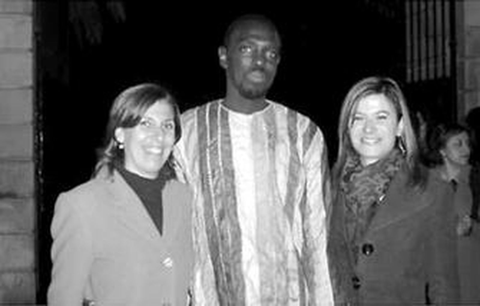 Un momento en la colocación de la primera piedra del centro sanitario.