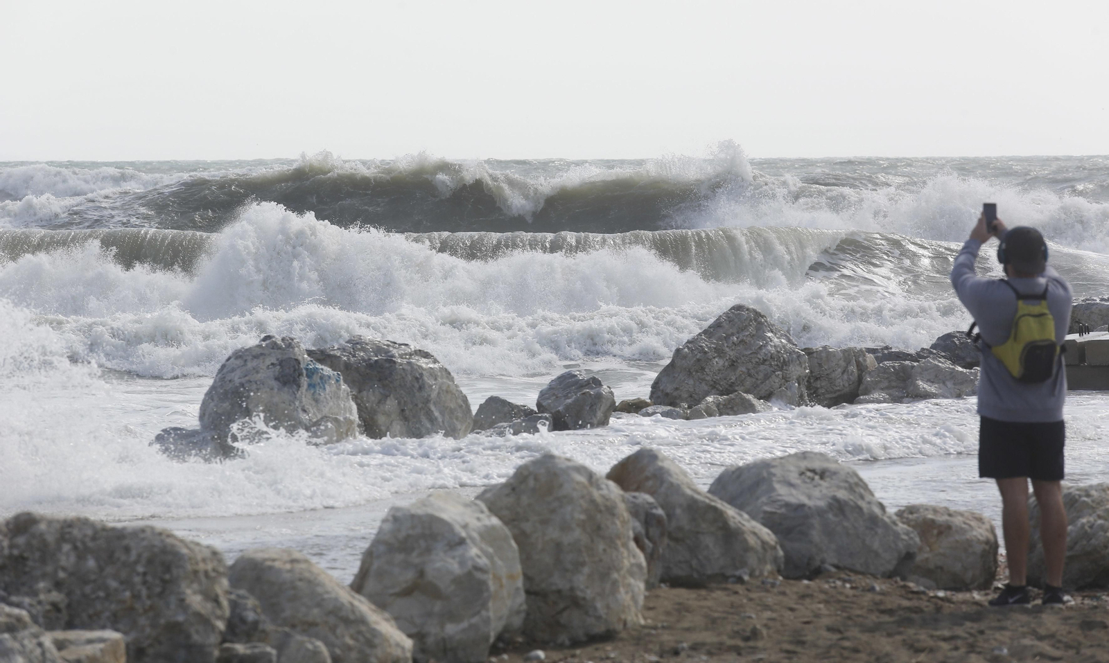 El temporal de levante en imágenes