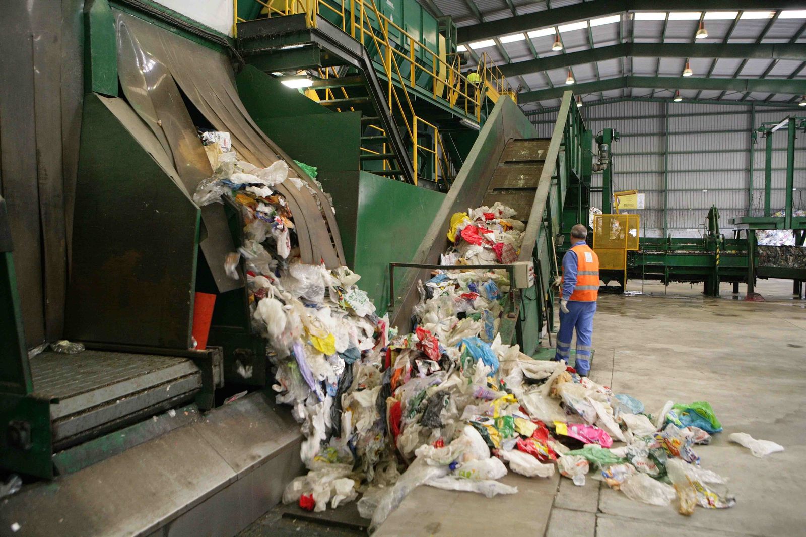 Una planta de reciclaje.