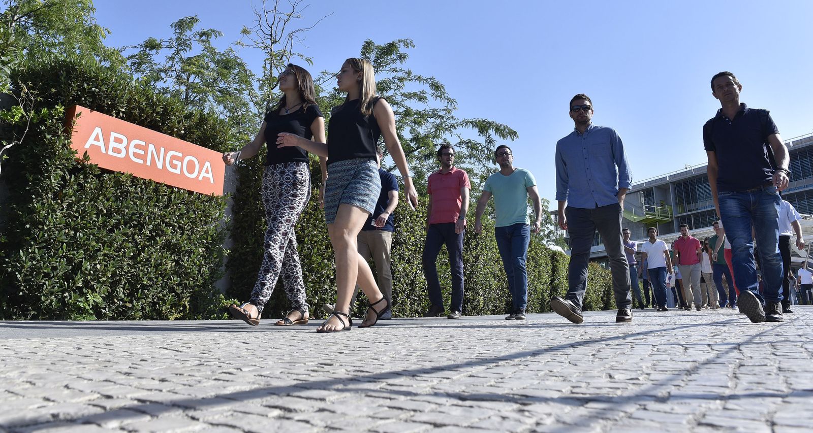 Manifestación de trabajadores de Abengoa en agosto de 2016.