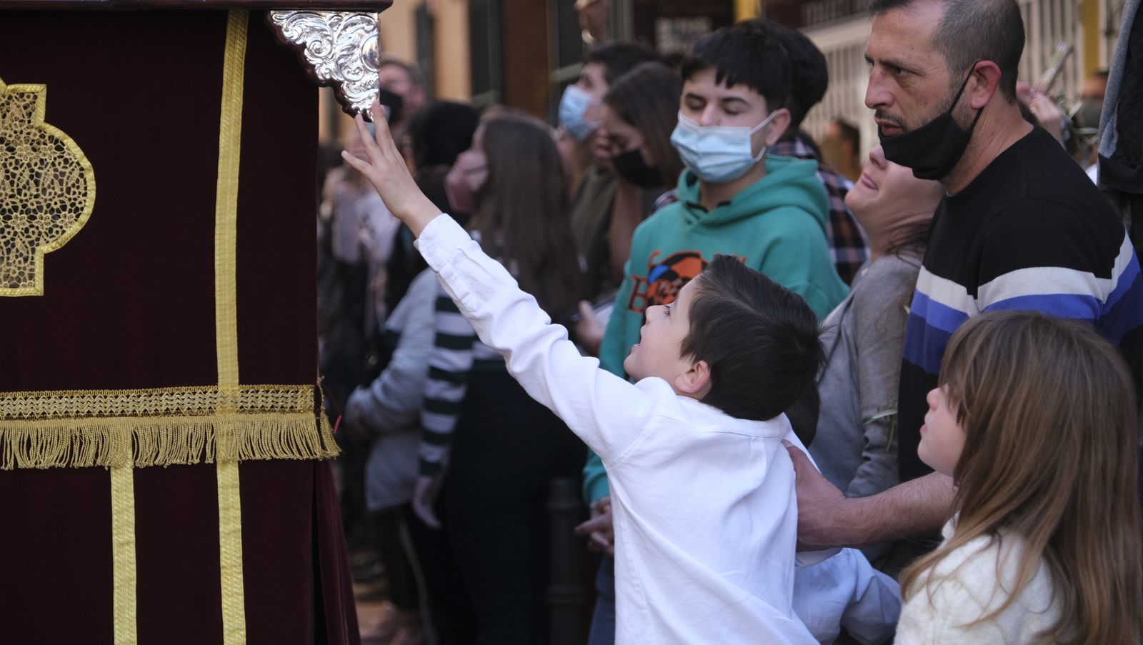 Fotogalería de la procesión de La Borriquita en Almería. Semana Santa 2022.
