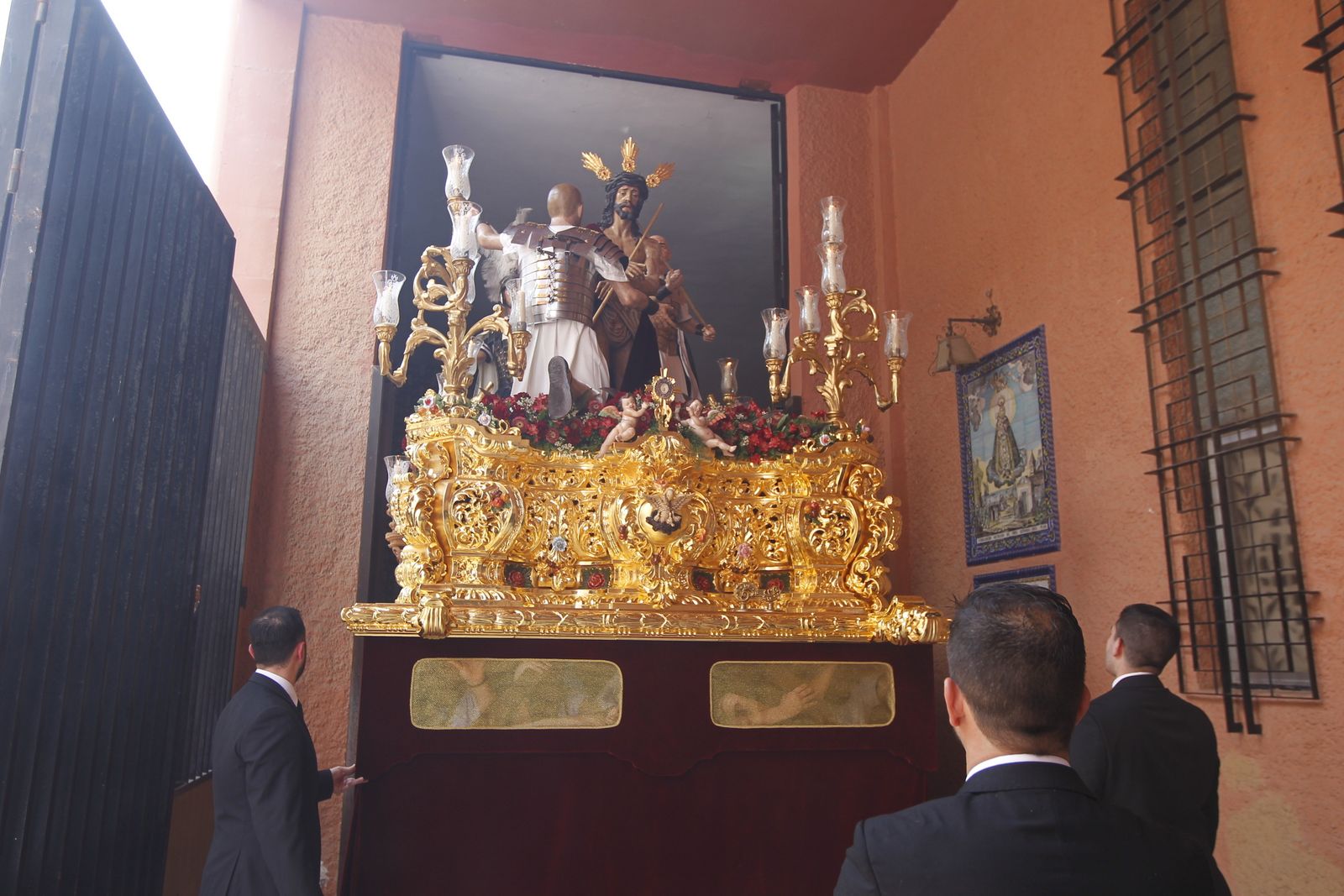 Imágenes de la Procesión de Coronación. Barrio de Los Molinos. Semana Santa Almería 2019