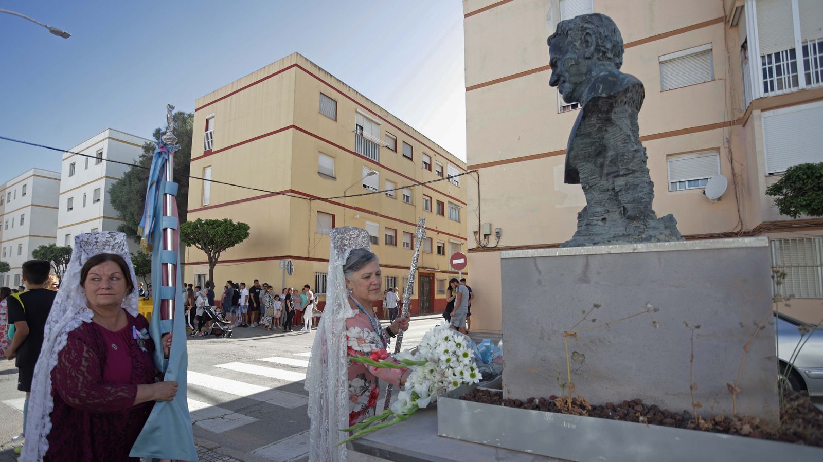 Fotos de la procesión de María Auxiliadora en La Línea