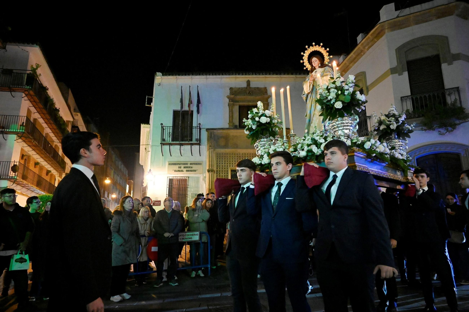 La Virgen de la Inmaculada Concepción recorre las calles de Córdoba, en imágenes
