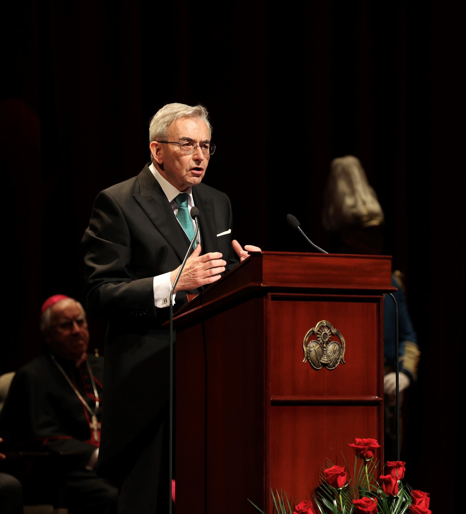 Las imágenes del pregón de la Semana Santa de Sevilla con José Joaquín León