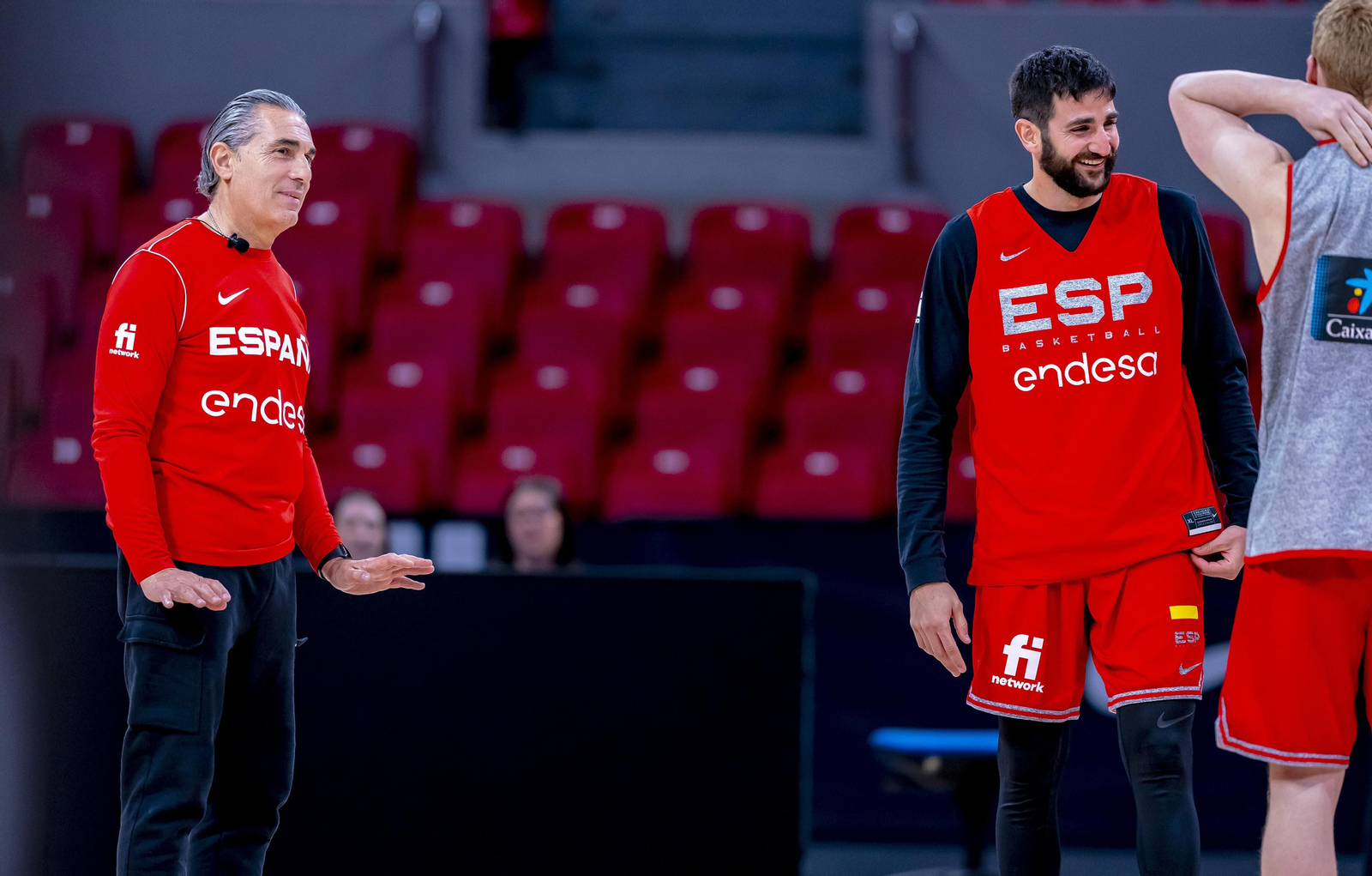 La España de Alberto Díaz, Yankuba Sima y Saint-Supéry sigue trabajando en Zaragoza