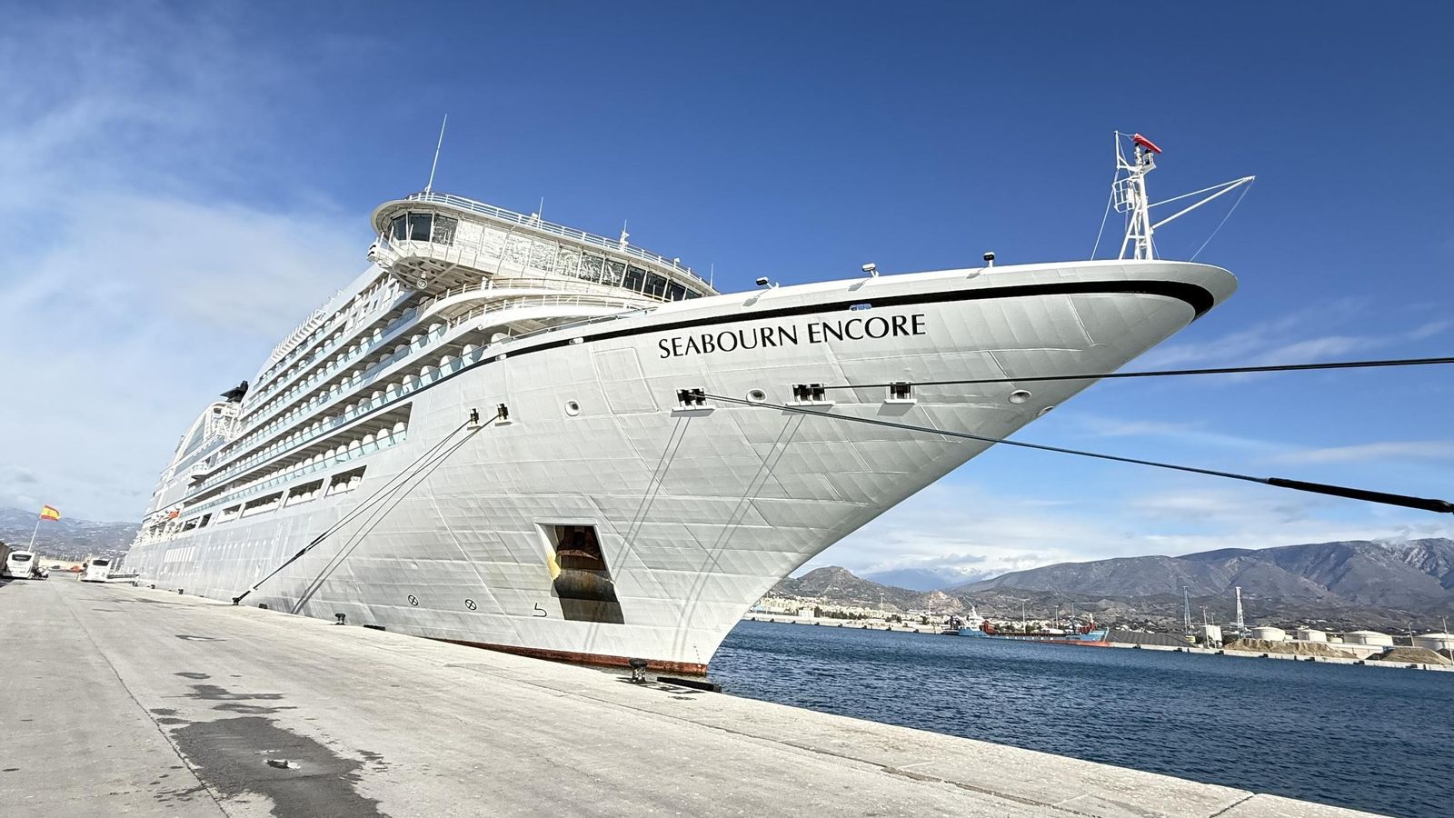 El crucero Seabourn Encore,