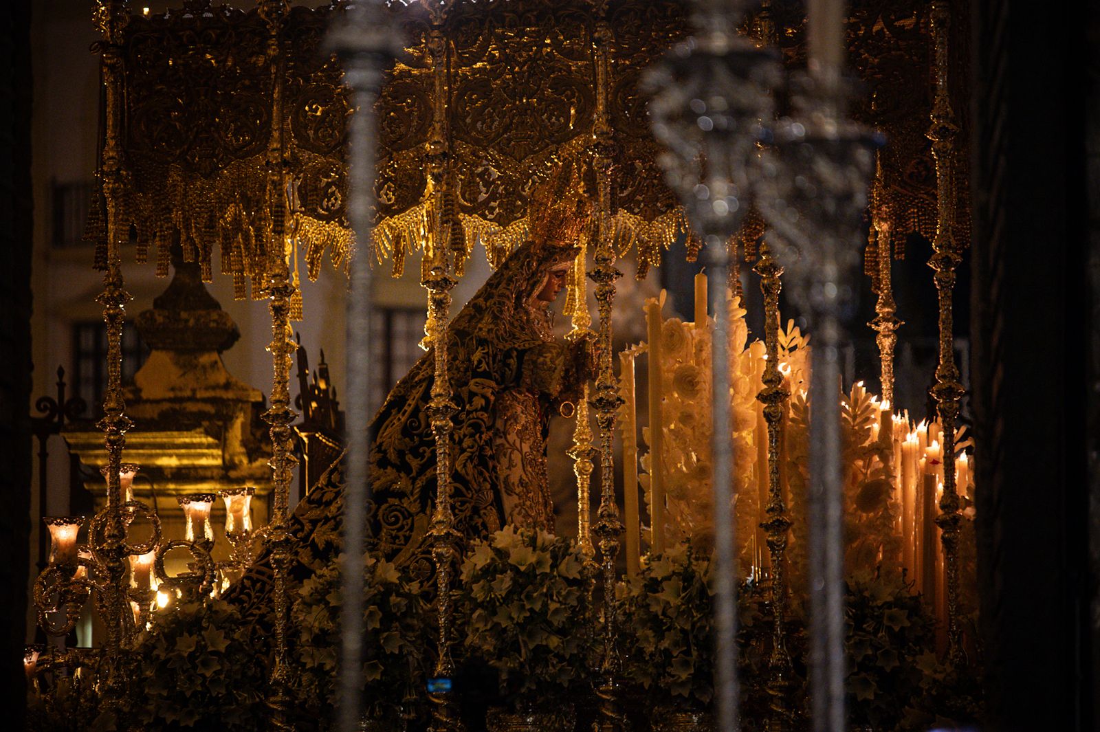 Las fotos de la Esperanza de Triana en la Catedral