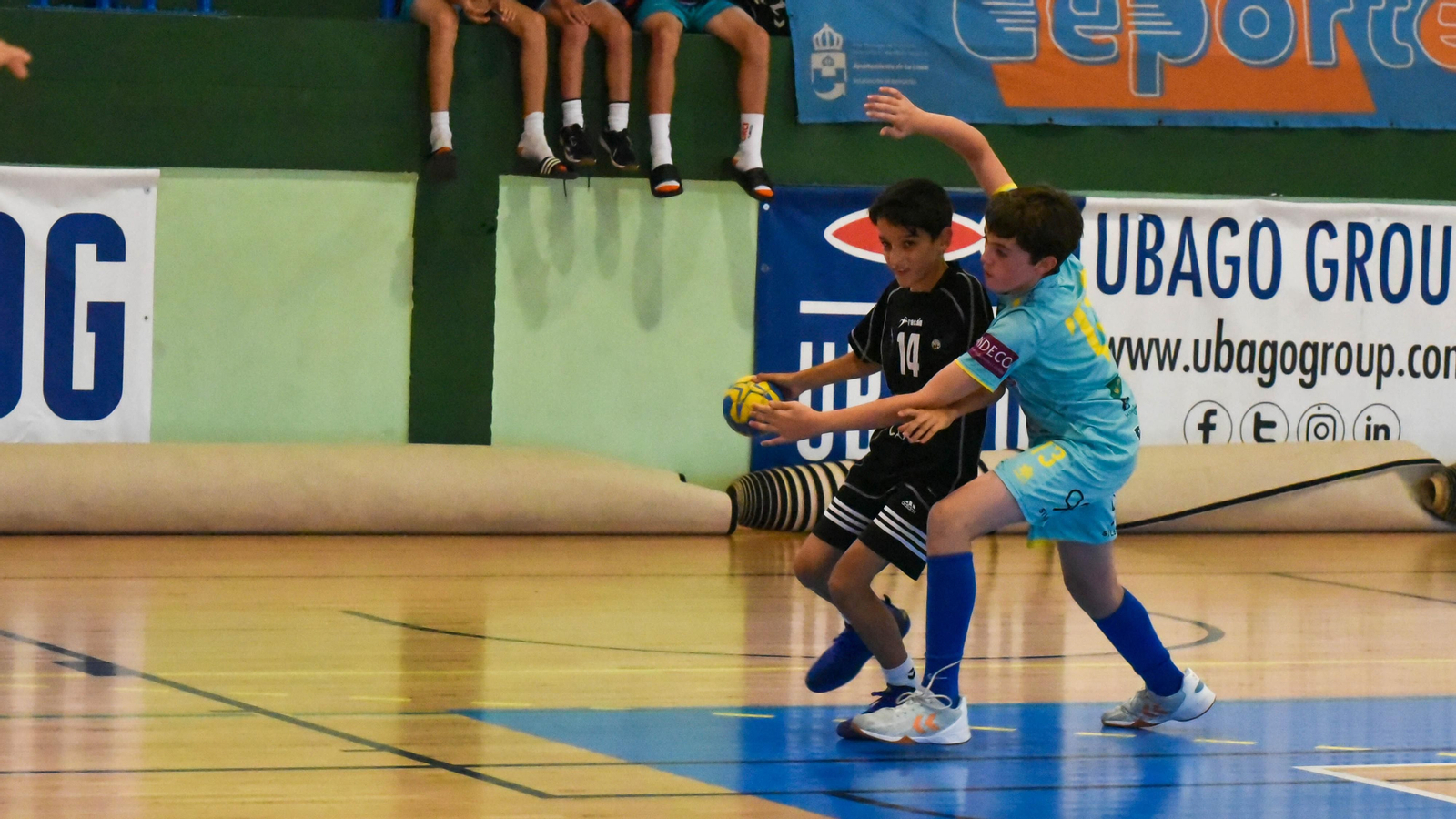 Las fotos de la tercera jornada del Cadeba alevín de balonmano de La Línea
