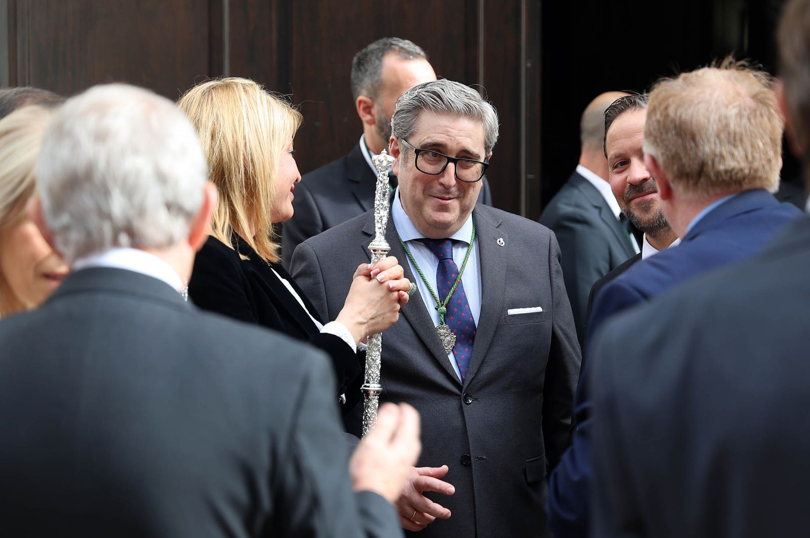 Sábado de Pasión: Imágenes de la procesión del Cristo de la Vera+Cruz portado por el Grupo de Caballería Ligero Acorazado 'Reyes Católicos' II de la Legión de Ronda