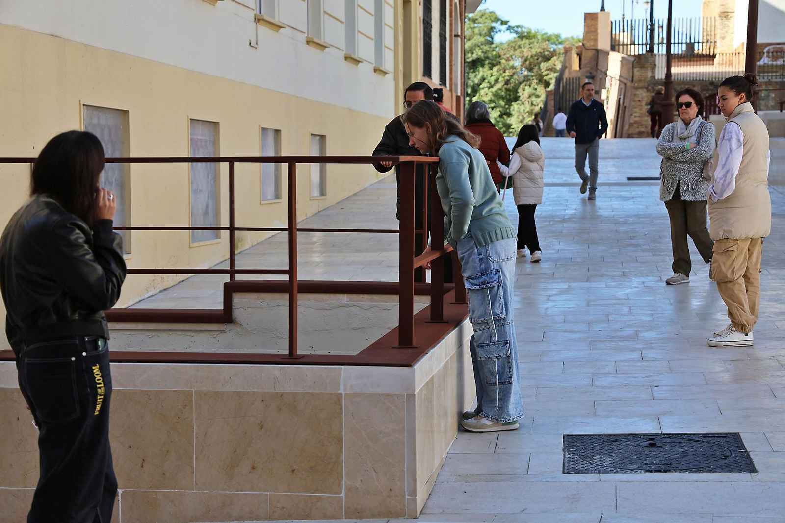 Así luce la Plaza de San Pedro tras el primer día de su reapertura