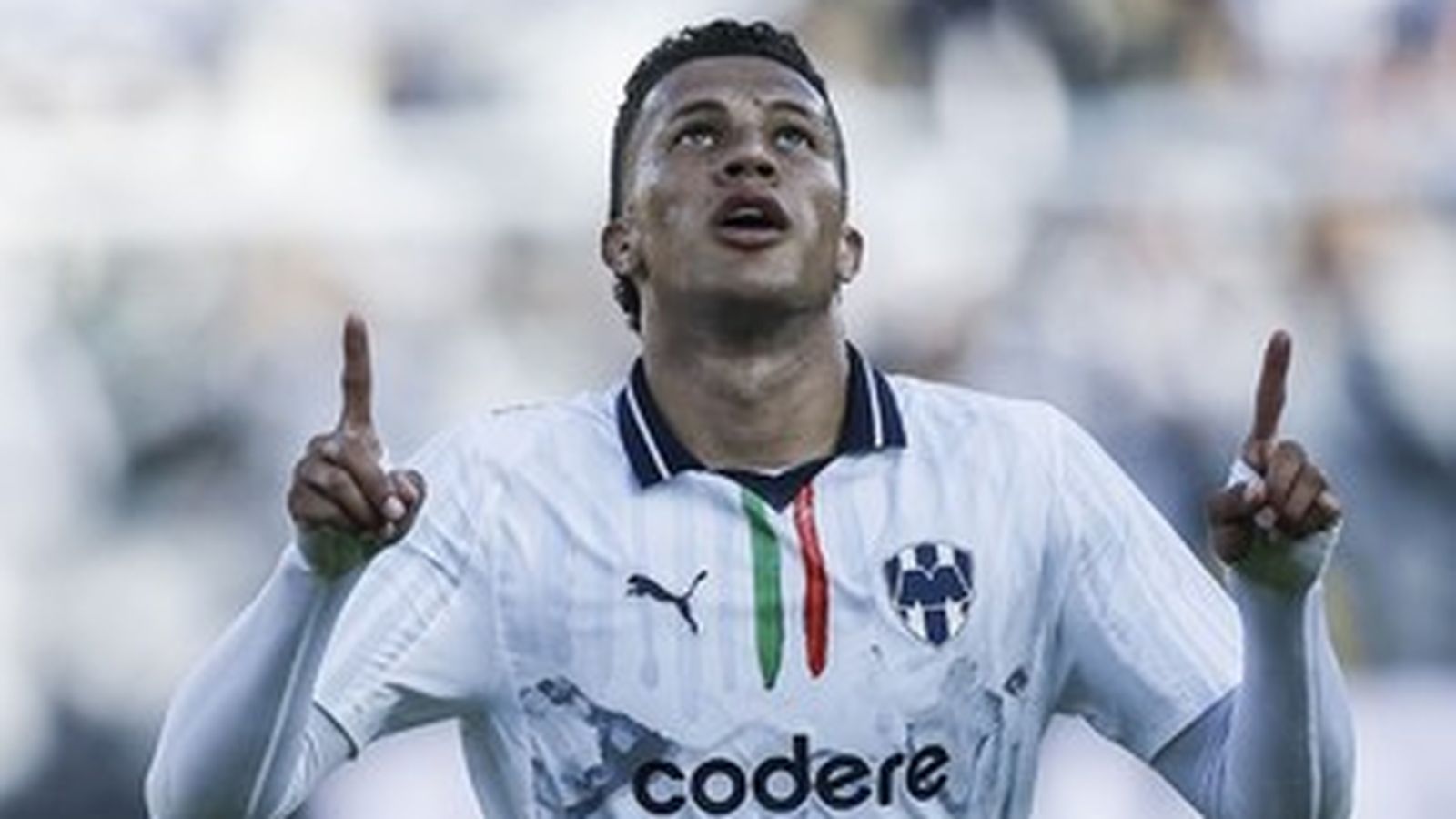 Nelson Deossa celebra un gol con el Rayados durante el Mundial de Clubes