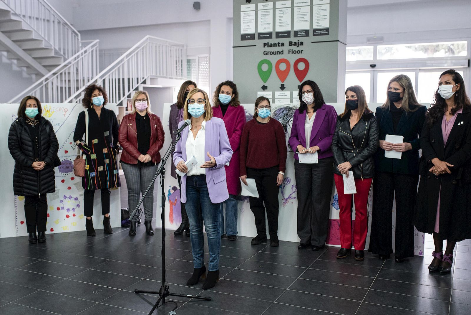 Lectura del manifiesto en la Universidad de Huelva.