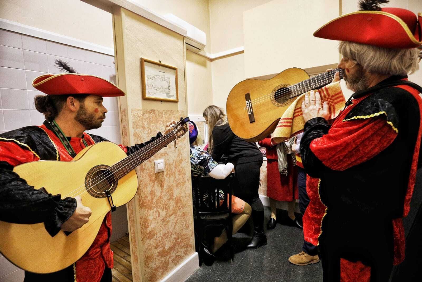 Chirigota 'Aquí falto yo'.