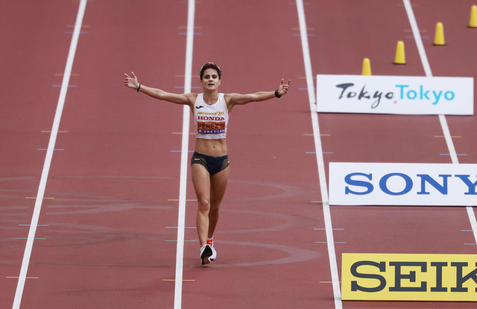 Las mejores imágenes del nuevo oro de María Pérez