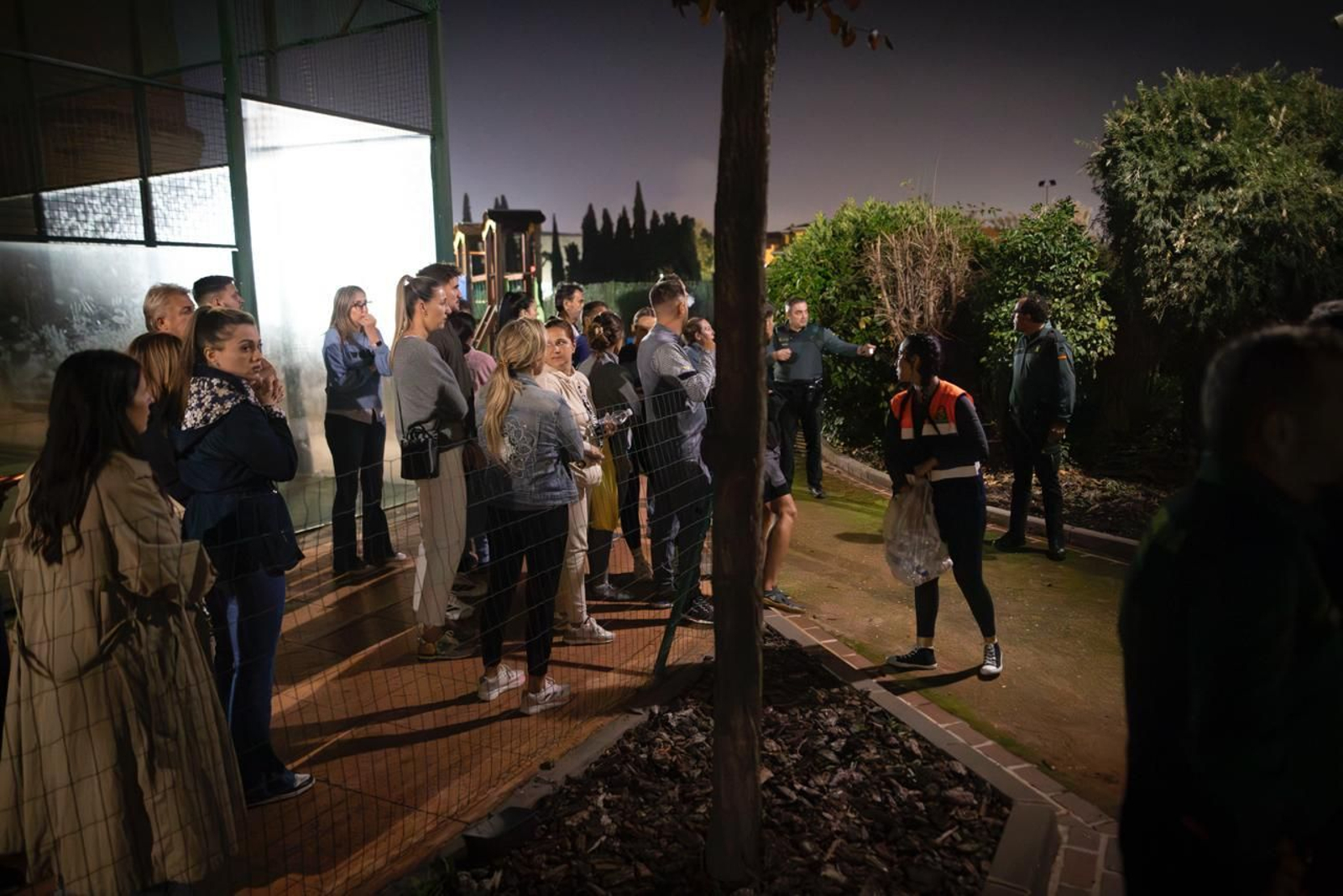 Susto en Atarfe: las imágenes del operativo tras la explosión de gas en una vivienda