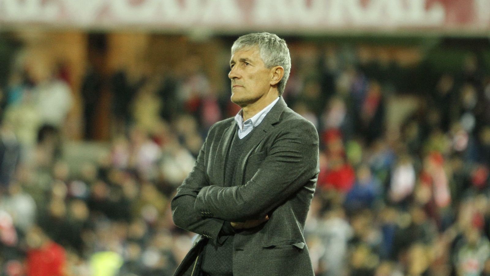 Setién, atento al partido entre el Granada y la UD Las Palmas en Los Cármenes