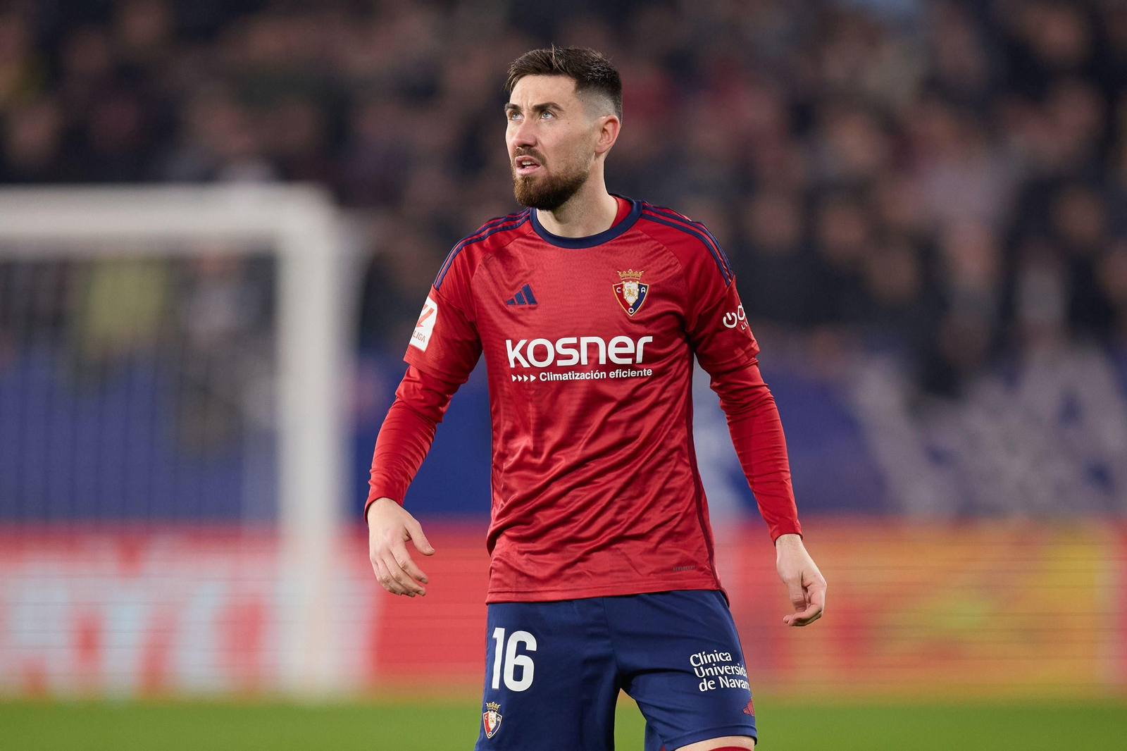 Moi Gómez, en un encuentro de la presente temporada con Osasuna.