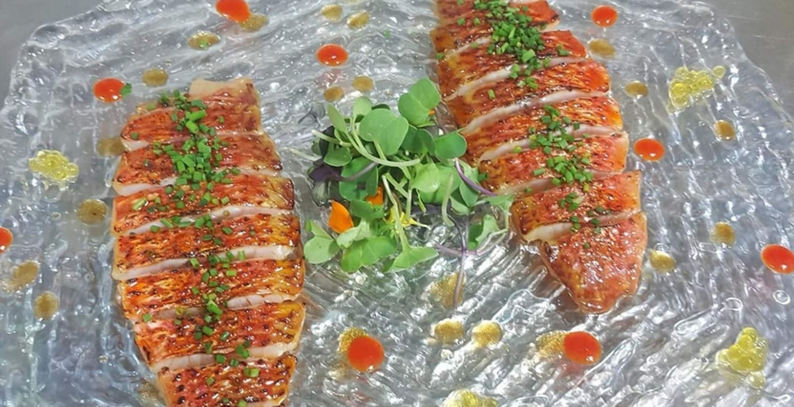 Los salmonetes, uno de los platos estrella de L´Artisan