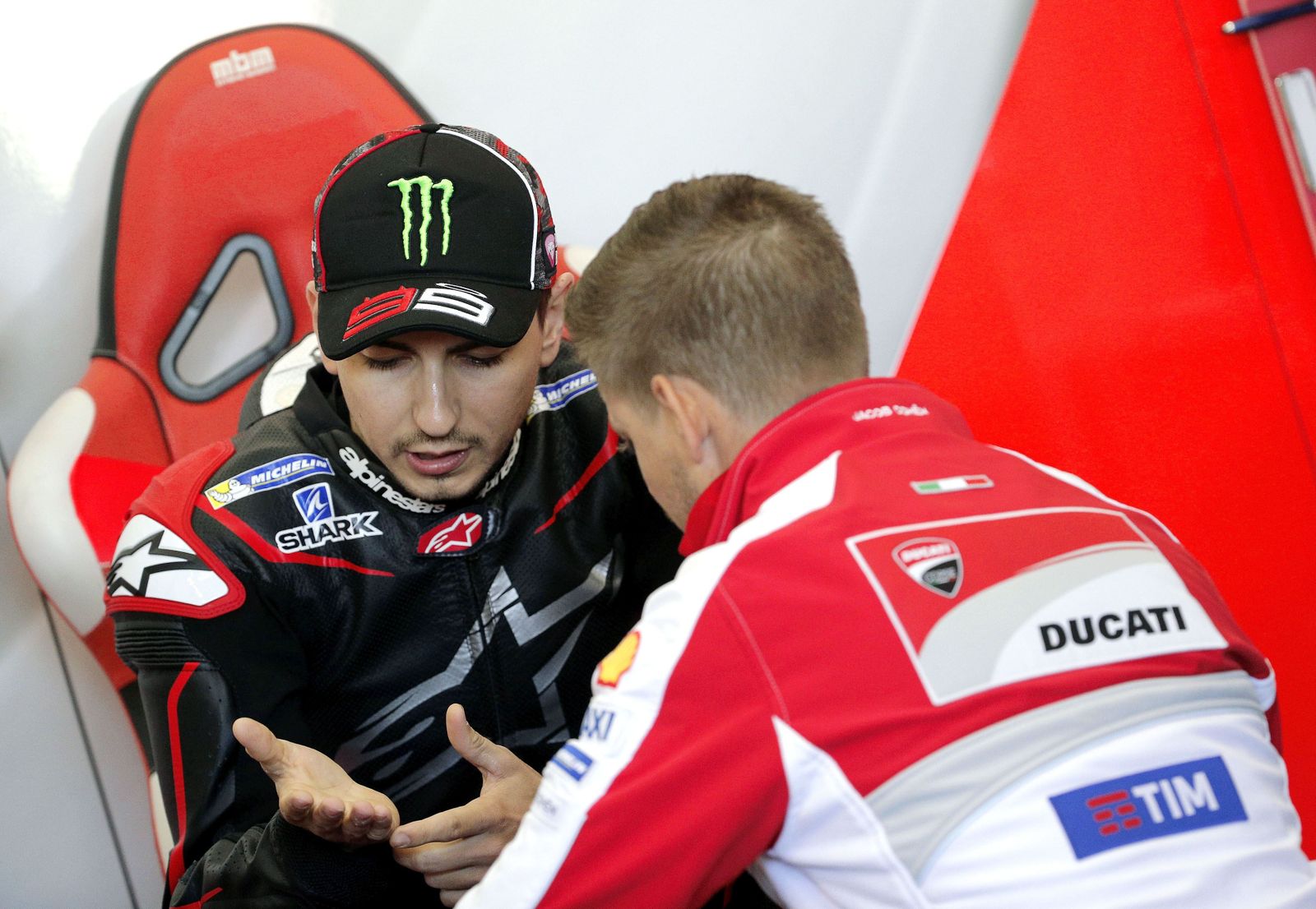 Las imágenes de Lorenzo con su nueva Ducati