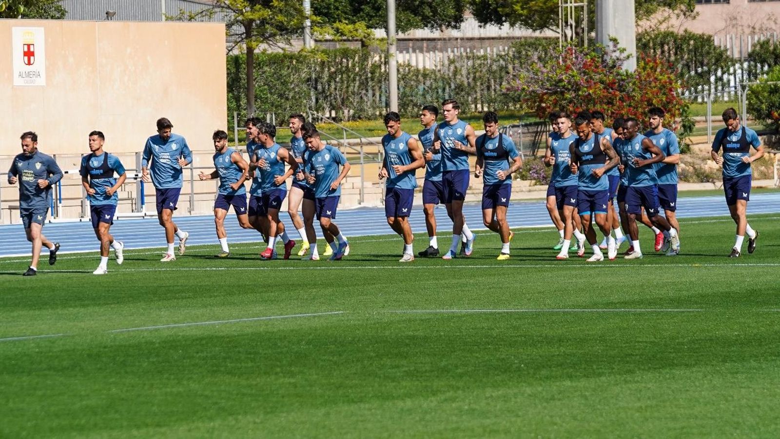 El grupo ha afrontado una larga semana de trabajo.