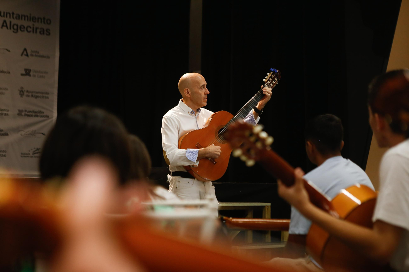 CLASES MAGISTRALES DE (13778394).jpg