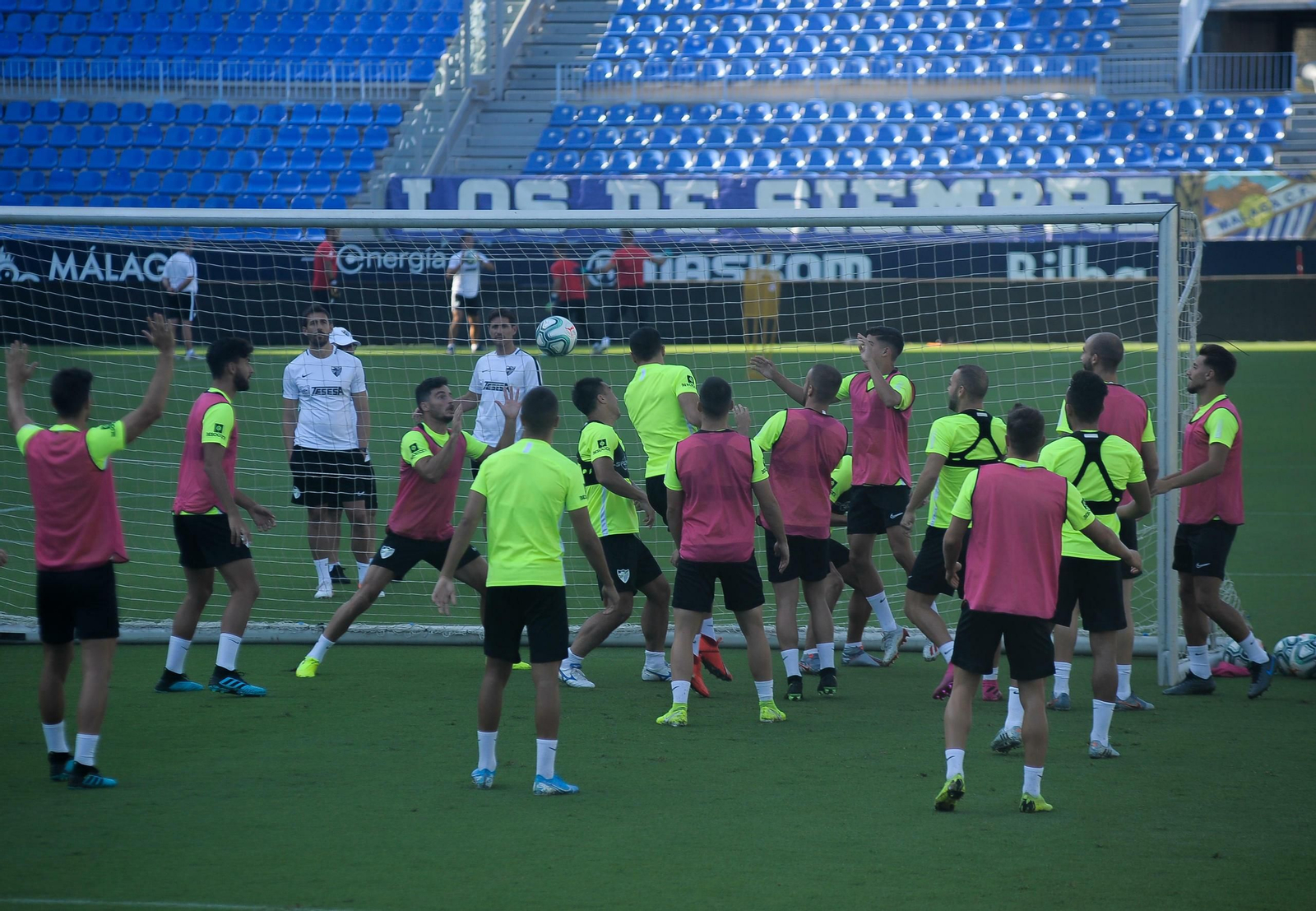 Imagen del último entrenamiento del Málaga. Imagen del último entrenamiento del Málaga.