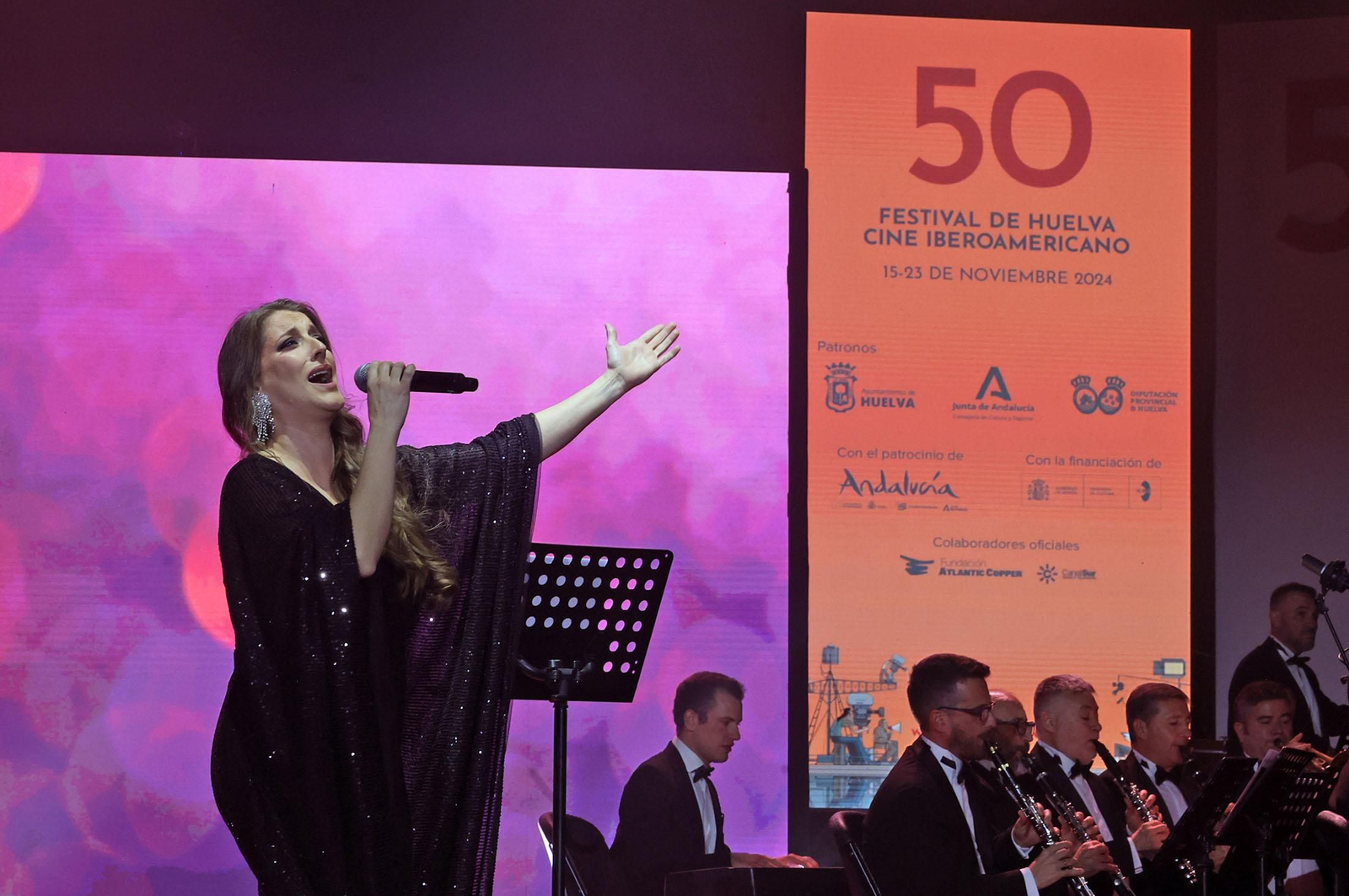 Imágenes de la gala de clausura de la 50 edición del Festival de Huelva Cine Iberoamericano con la entrega del Colón de Oro a la película 'Retrato de um certo oriente' y el Premio Ciudad de Huelva al actor José Coronado