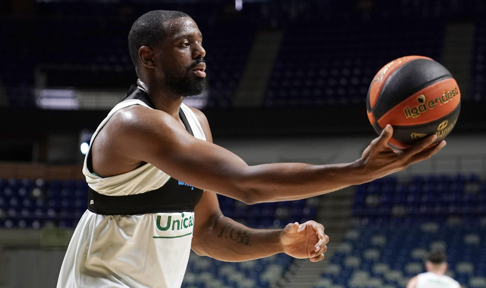 Las fotos del primer día de trabajo colectivo del Unicaja