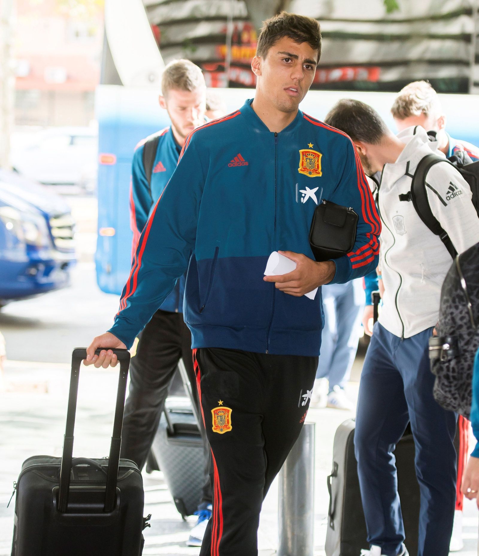Imágenes de la llegada de la selección española a Sevilla