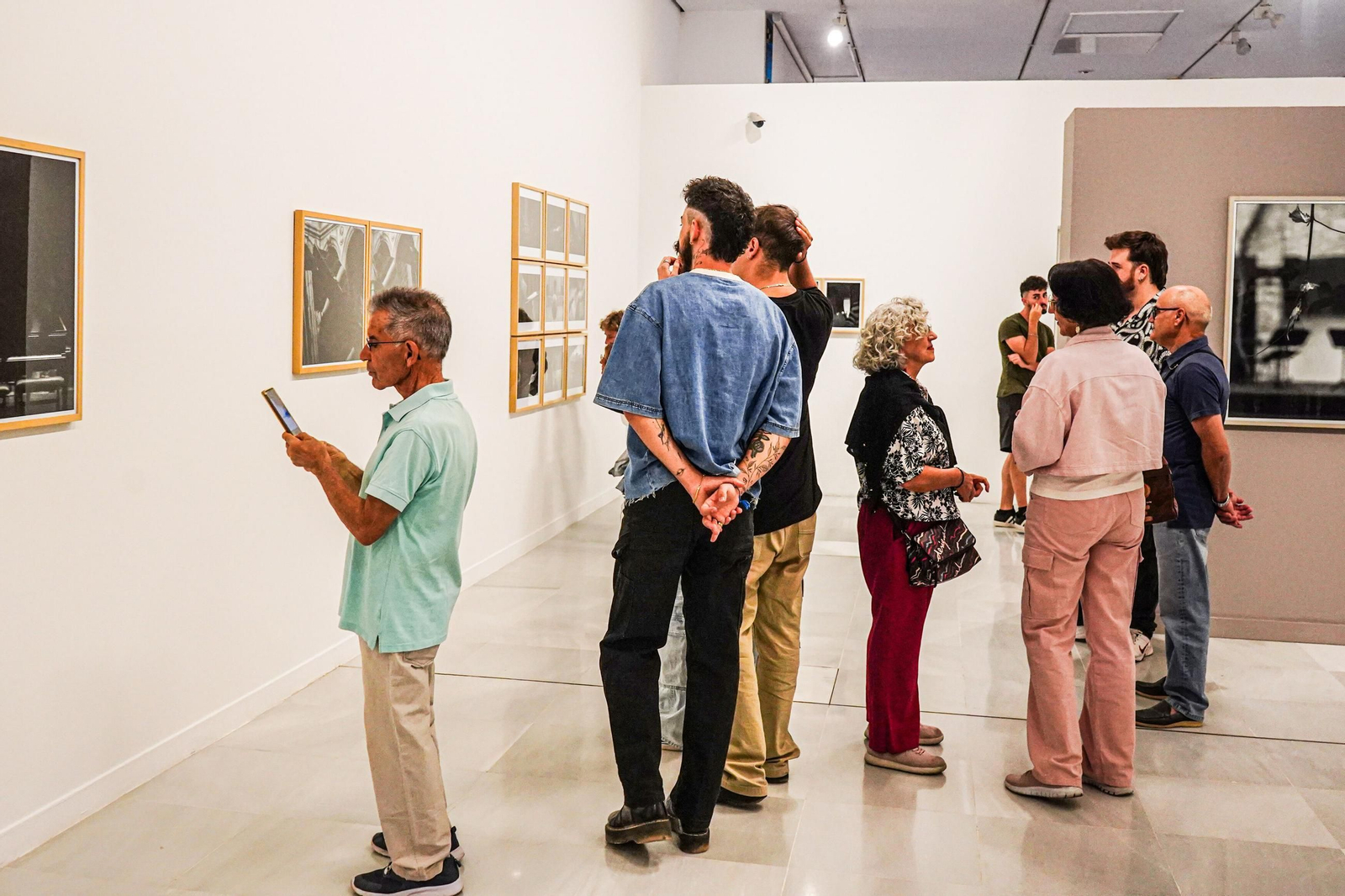 Todas las imágenes de la nueva exposición Classica anomalía en Granada