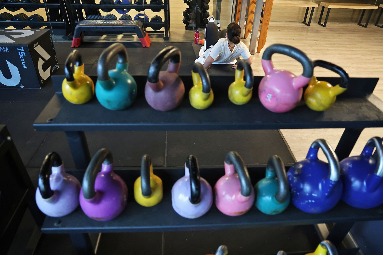 Las fotos de la vuelta al gimnasio en Huelva: El O2 se llena con los propósitos de enero