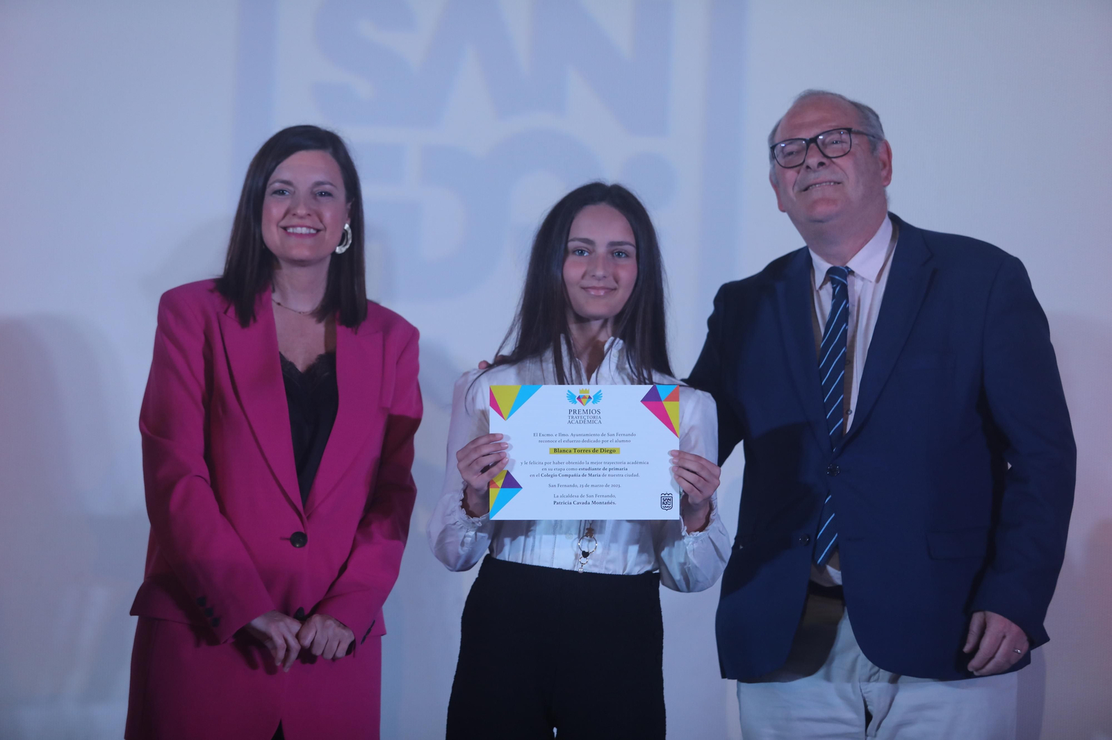 Las imágenes del acto de entrega de premios a los mejores expedientes académicos en San Fernando