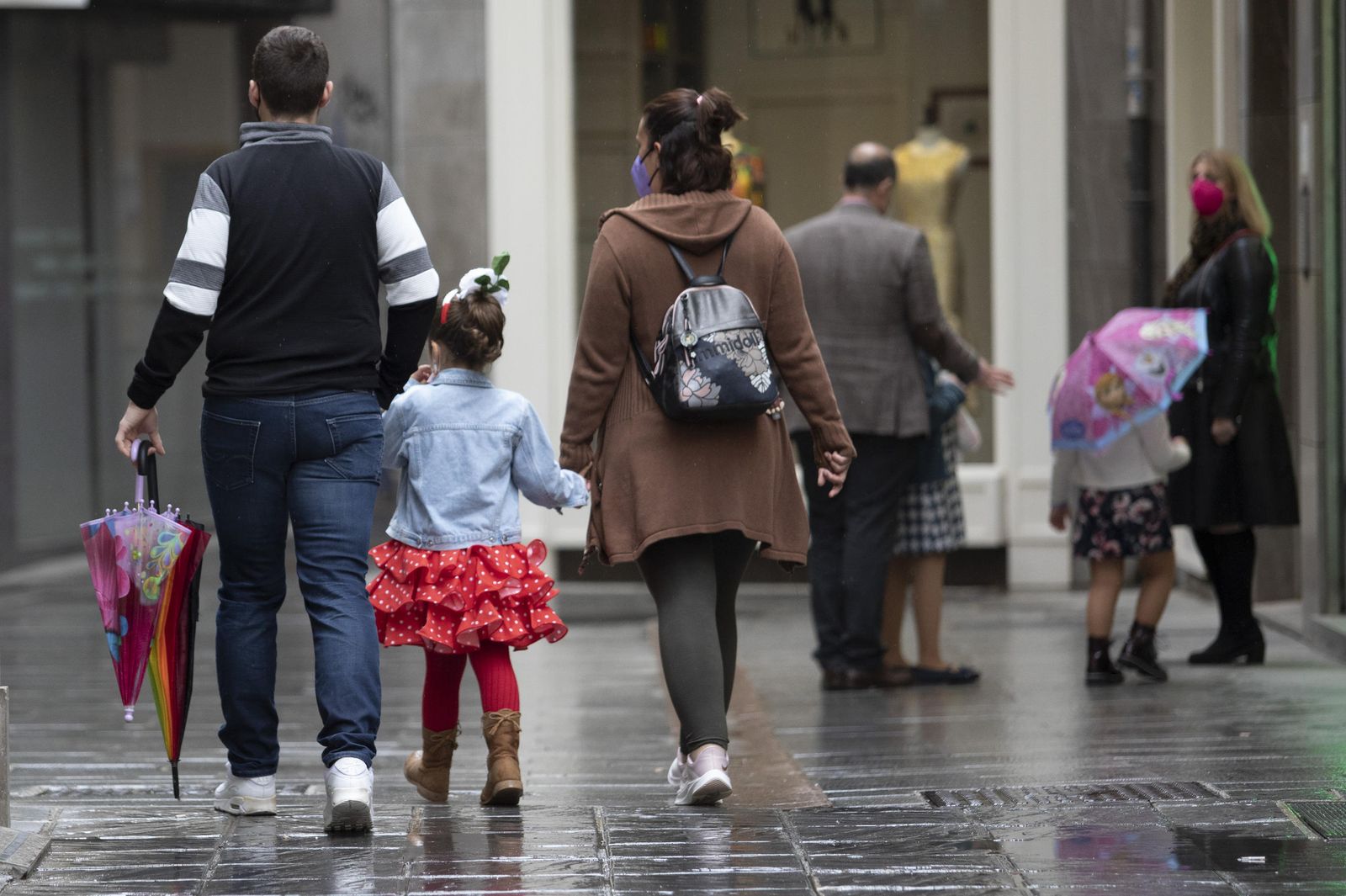 Fotos: Granada se queda con las ganas de más Día de la Cruz por la tarde
