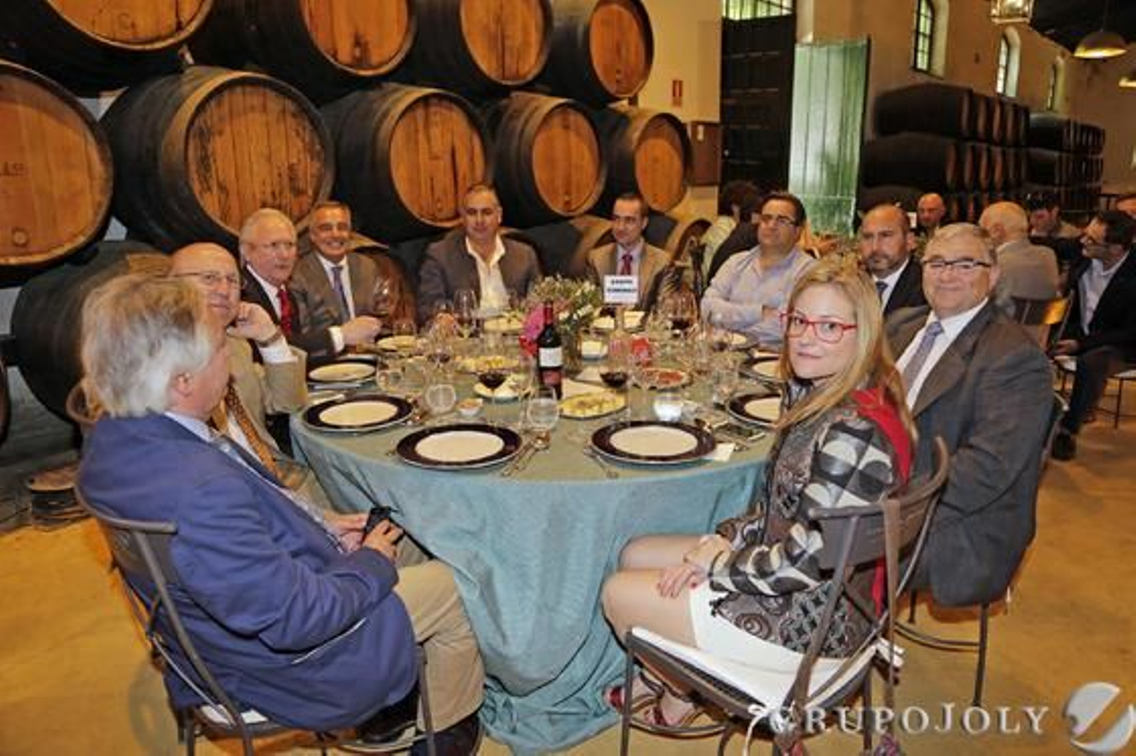 Francisco Ortiz Cerezo, Francisco Rodríguez, Rodríguez, Antonio Zambrano, Antonio Rojas Beato, Sebastián Ortiz Verdugo (Bahía Gadir Inversiones), Esteban Ramos (Cádiz Rentacar), José Antonio Goicoechea, Francisco Yuste, y Jesús Rodríguez Vinagre (Banco Popular).

Foto: Miguel Angel Gonzalez