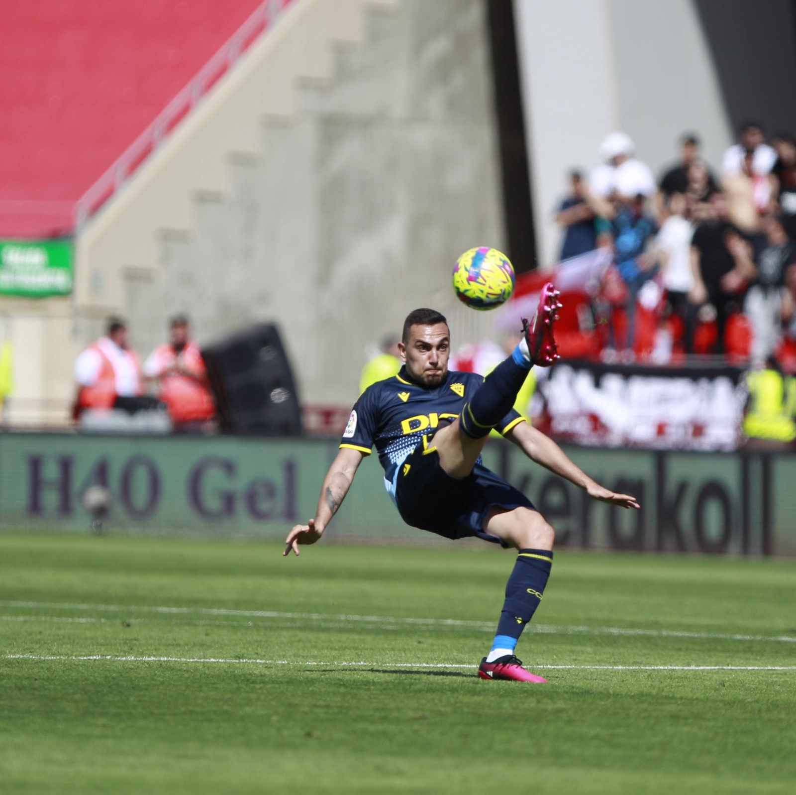 Imágenes del partido de la Liga Santander U.D. Almería-Cádiz C.F.