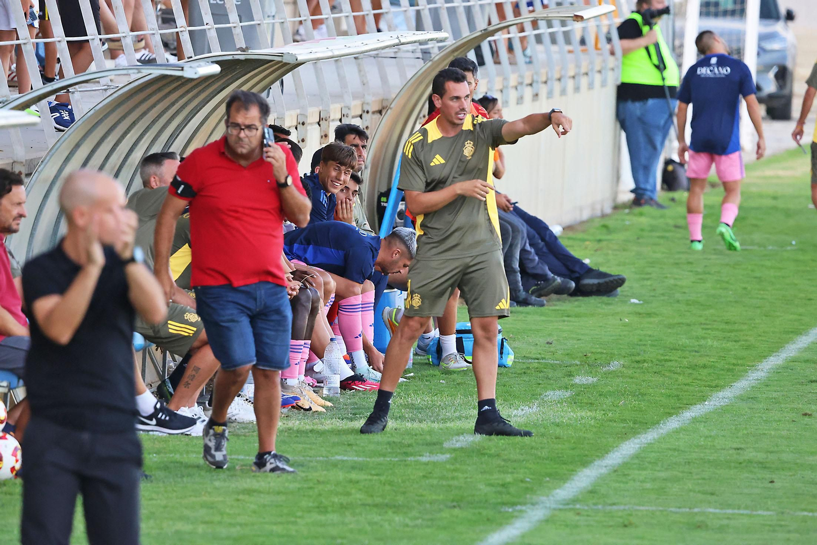 Imágenes del Trofeo de la Bella entre el San Roque de Lepe y el Recreativo de Huelva