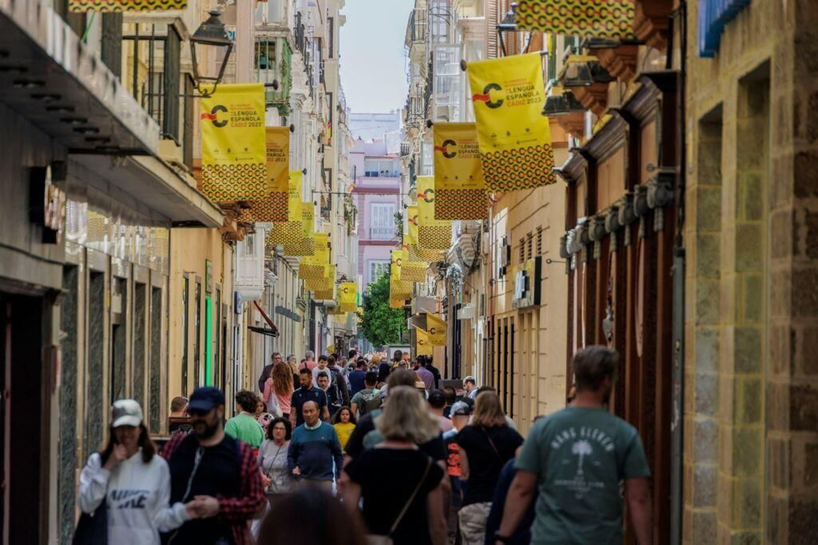Banderines con motivo del IX Congreso Internacional de la Lengua Española en Cádiz