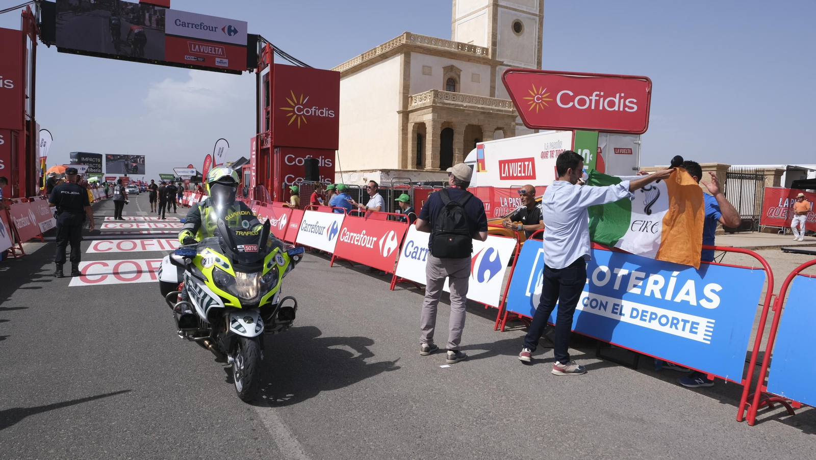 Imágenes de la etapa de la Vuelta a España con llegada en Cabo de Gata, Almería