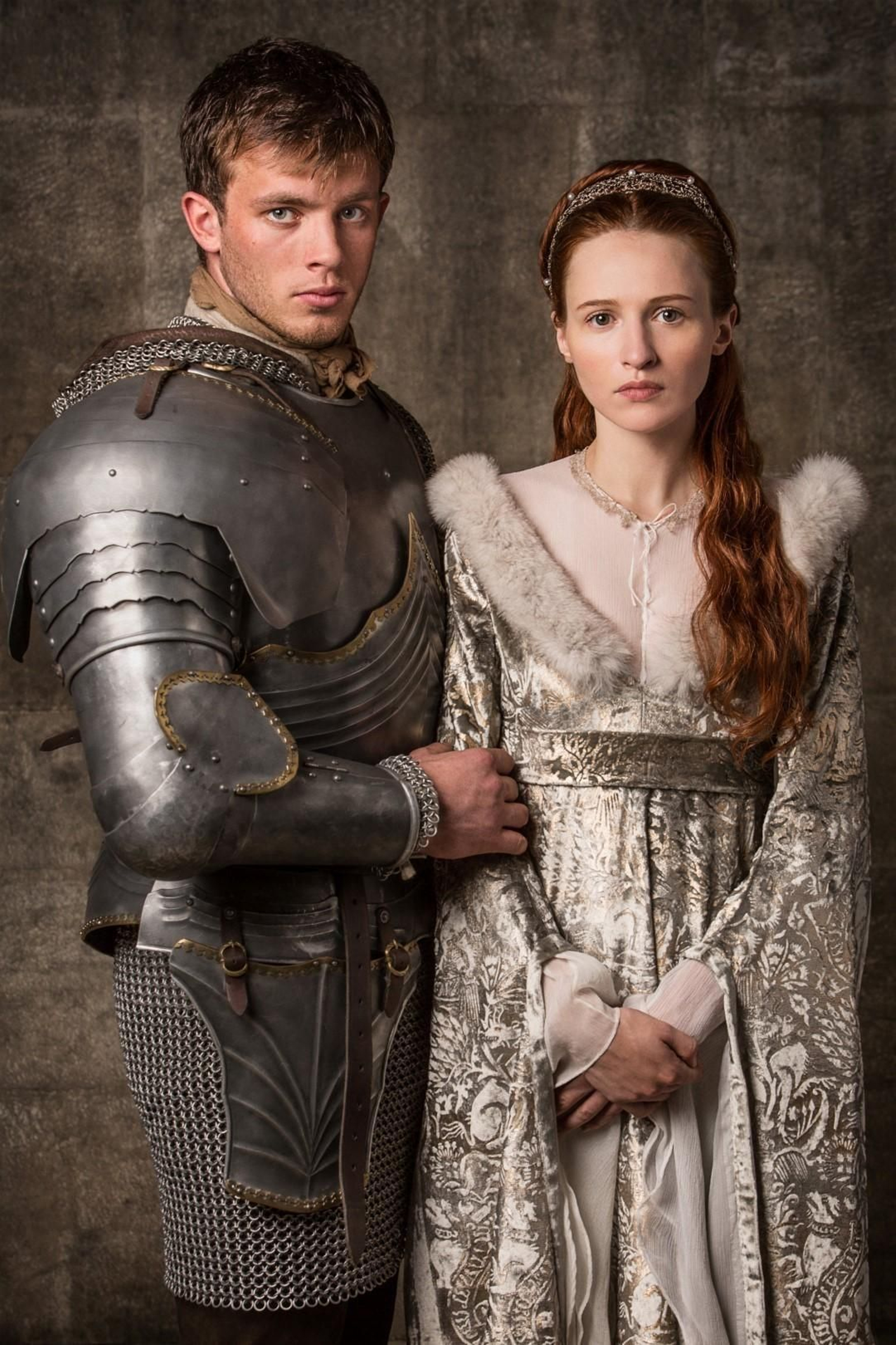 Niewöhner, Maximiliano I, y Crhista Théret, María de Borgoña.