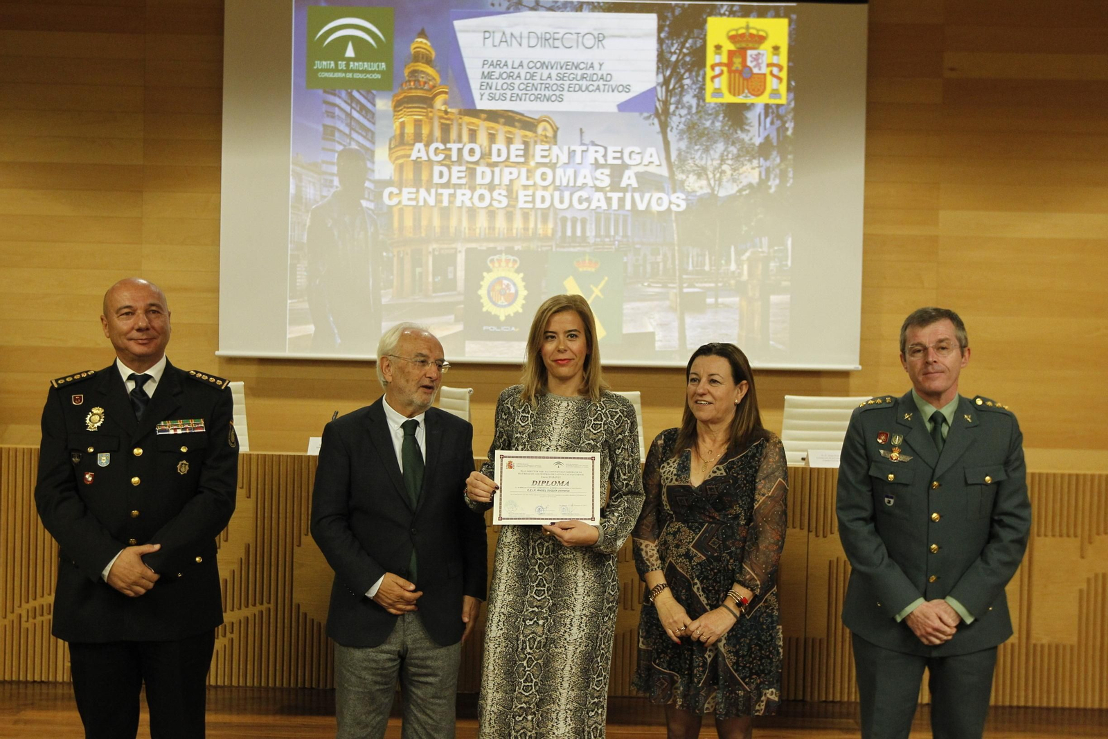 Fotogalería entrega diplomas Plan Director