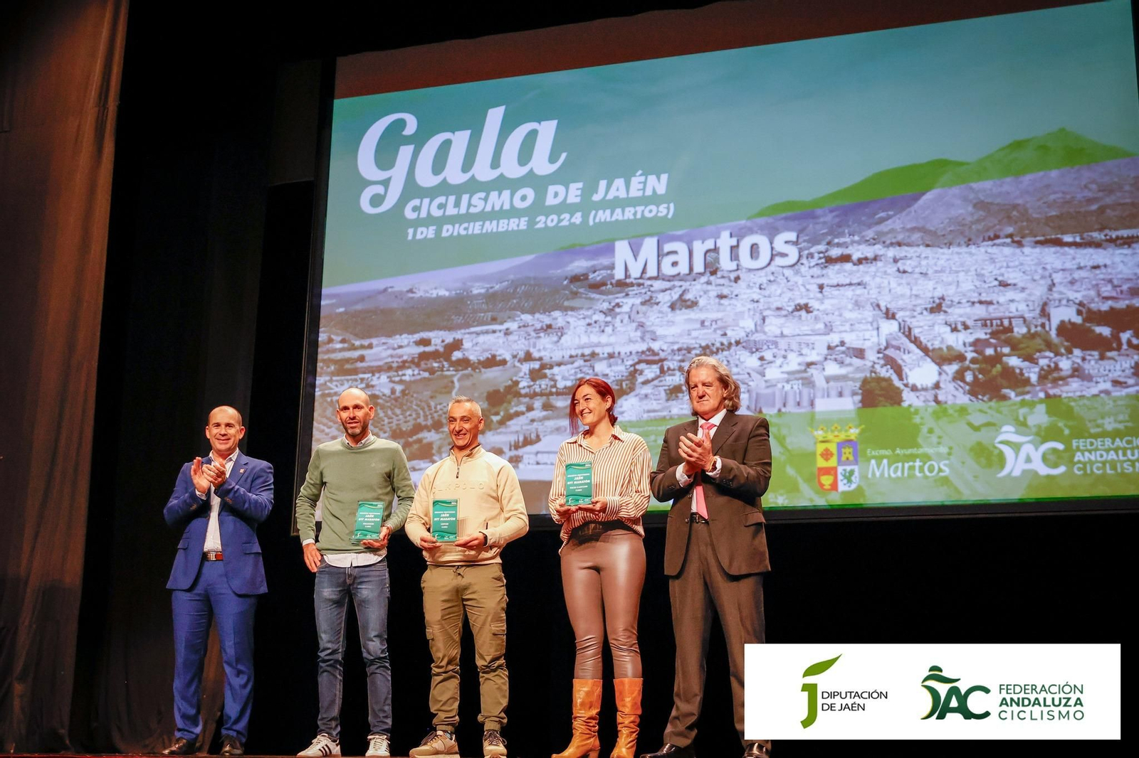 Fiesta fin de temporada del ciclismo jiennense en Martos, en imágenes
