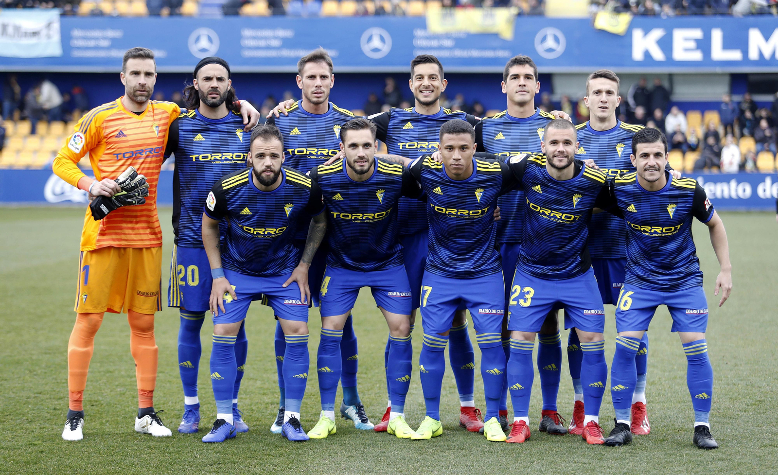 Formación inicial del Cádiz en Alcorcón.