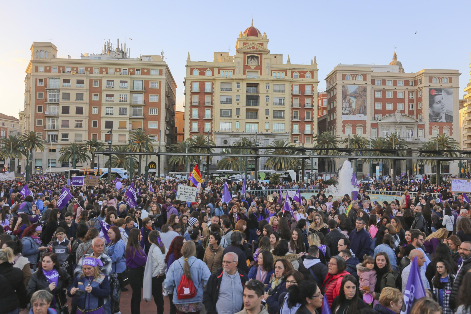 Las imágenes de la manifestación del Día de la Mujer en Málaga