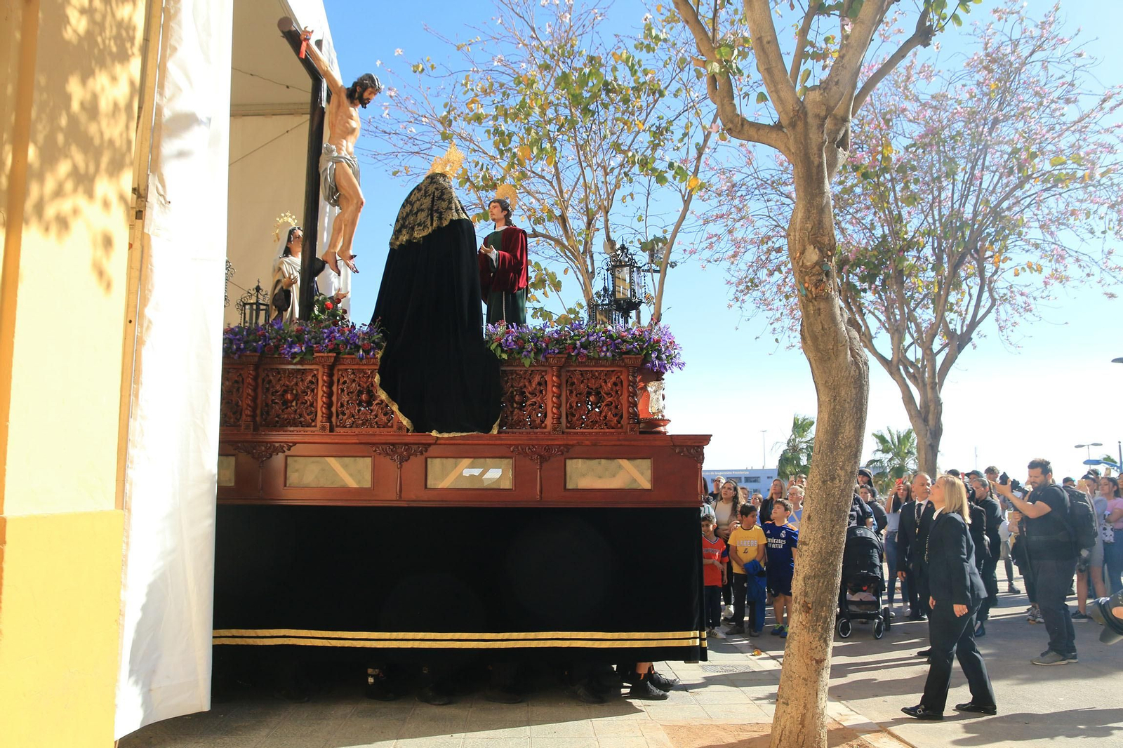 La procesión del Calvario, en imágenes