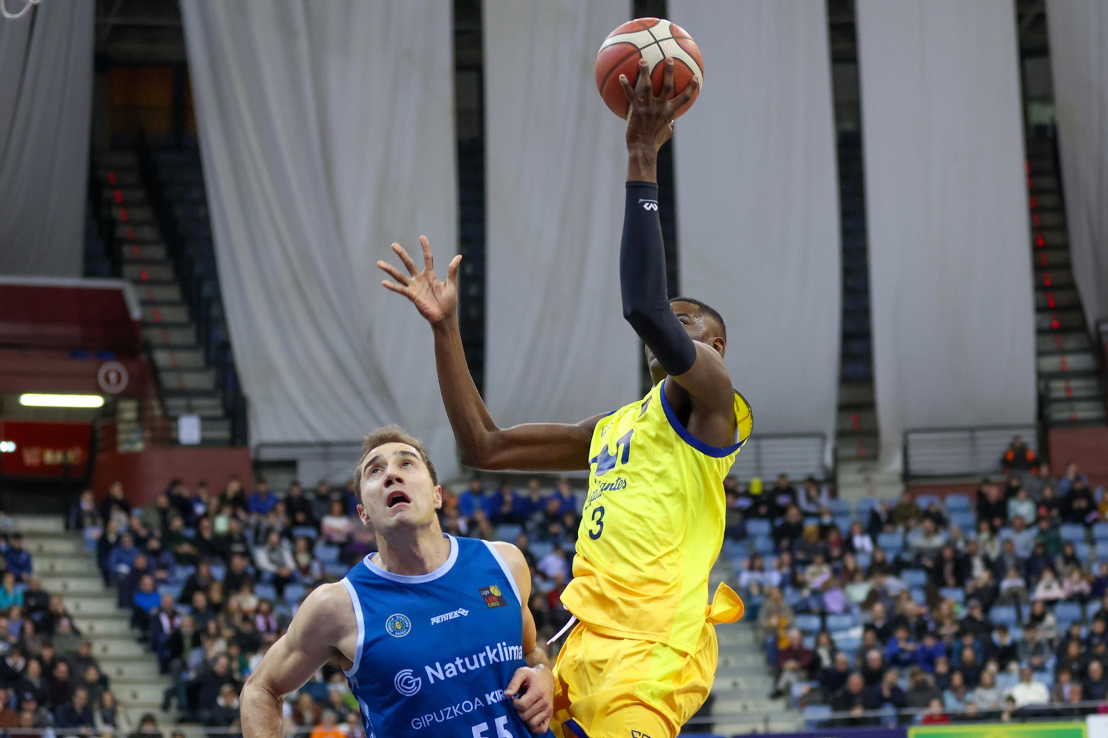 Nzosa, en el partido ante Gipuzkoa