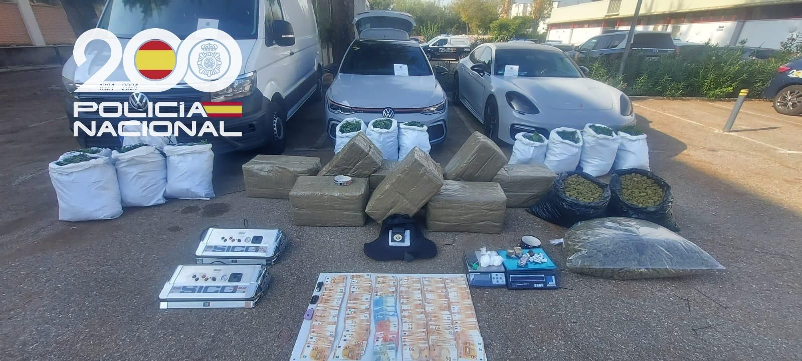 Los efectos intervenidos en la operación Goalkeeper.