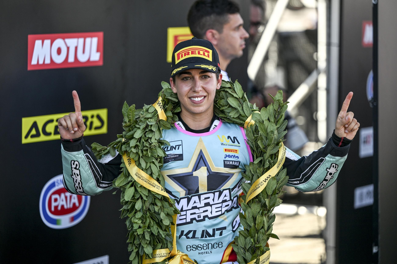 María Herrera celebra su título mundial en Jerez.
